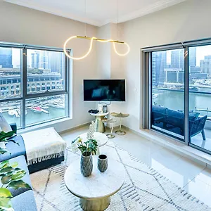 شقة Bay Central, Marina