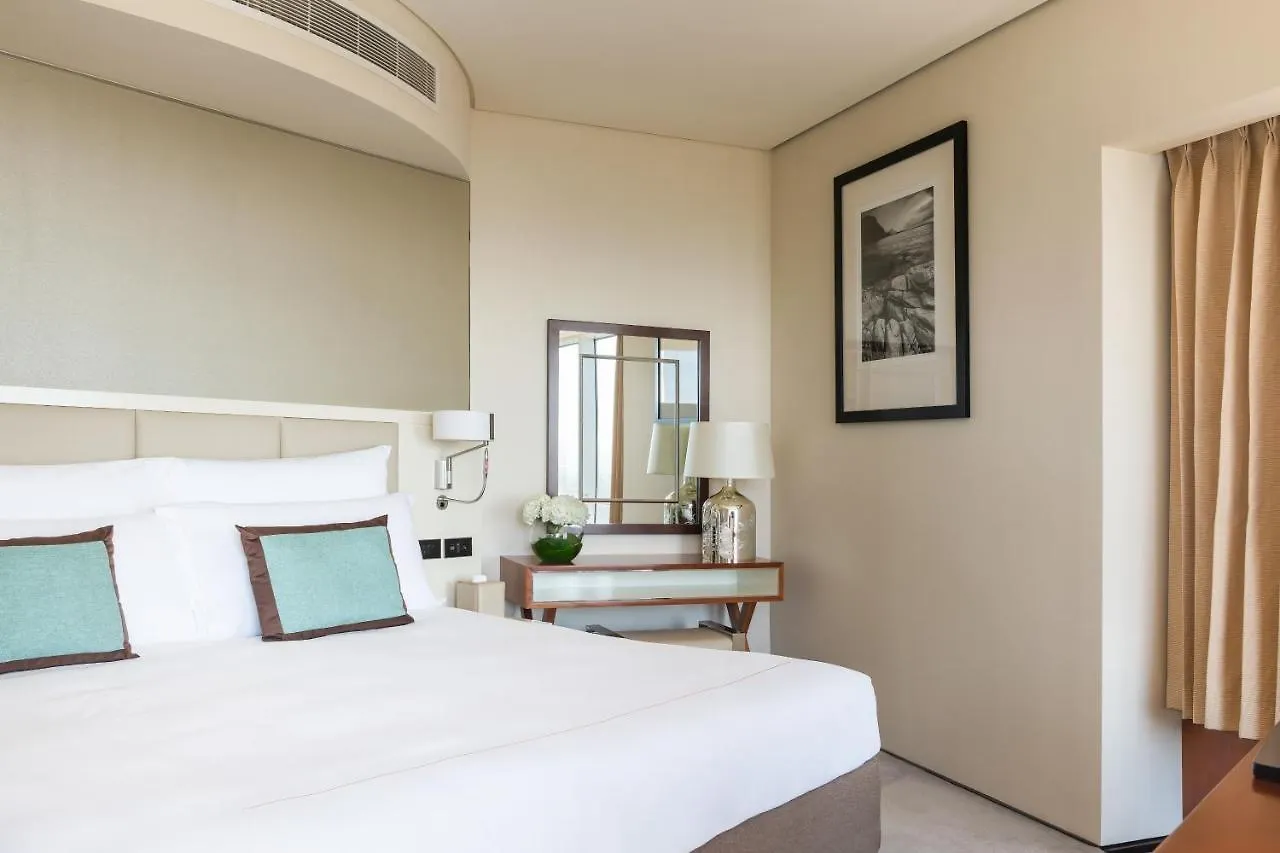 Jumeirah Emirates Towers Dubai