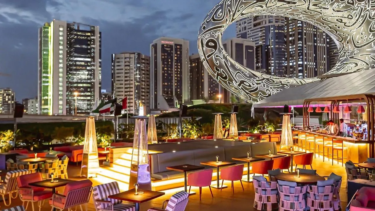 Jumeirah Emirates Towers Dubai