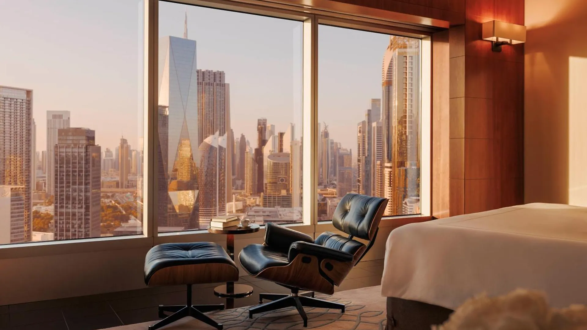 Jumeirah Emirates Towers Dubai 5*,  United Arab Emirates